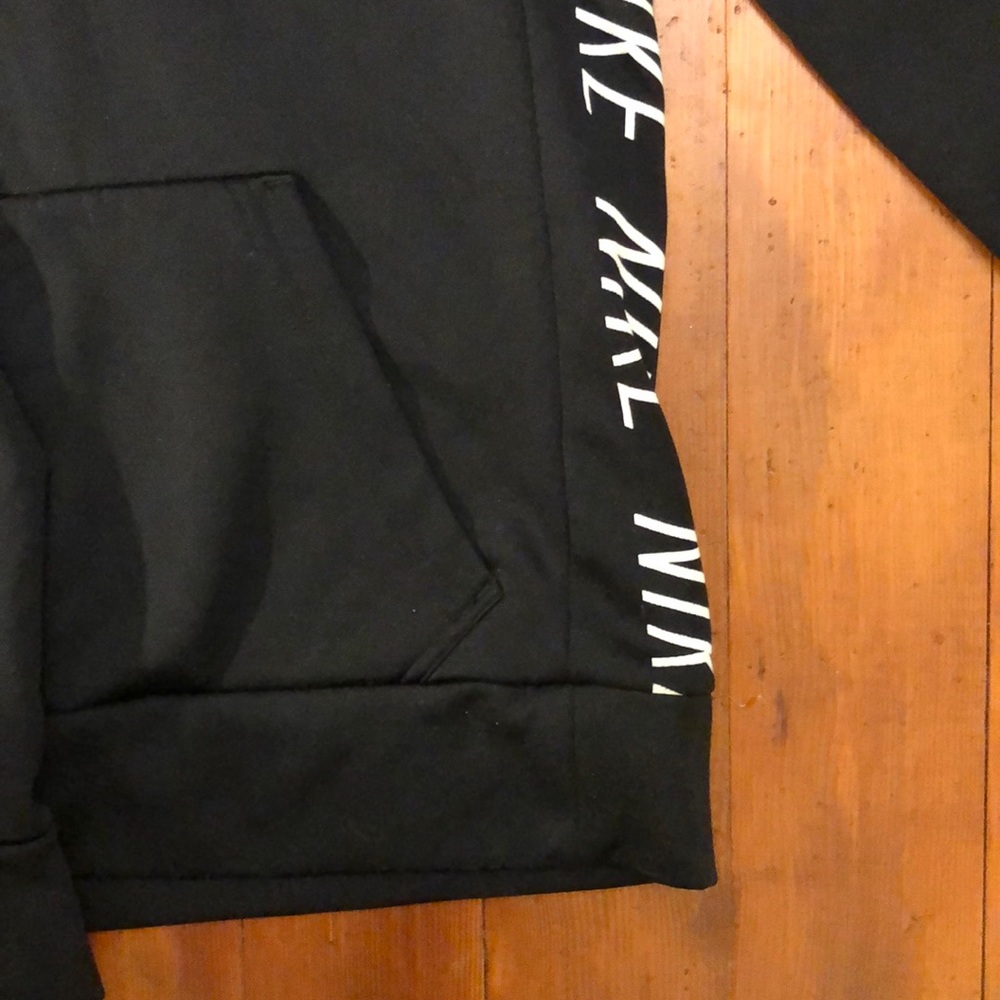 Nike Dri-Fit Hoody - Picture 3 of 5
